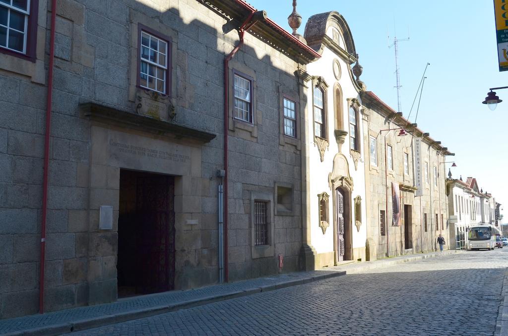 Отель Residencia Filipe Гуарда Экстерьер фото